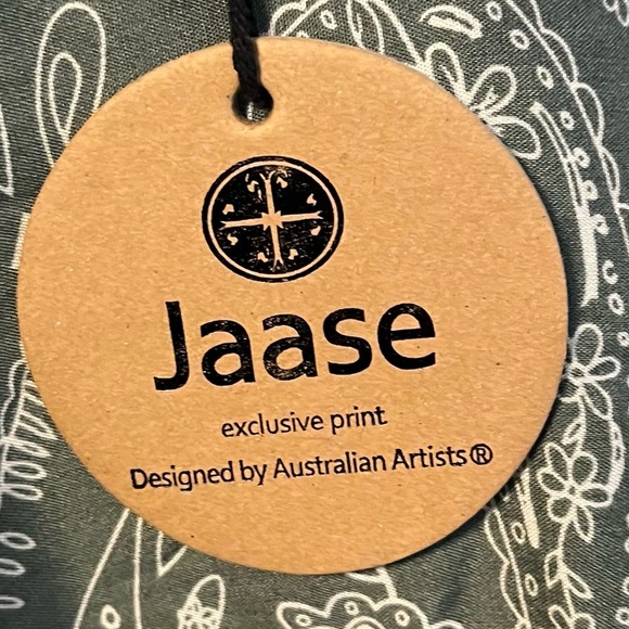 Jaase • NWT Constance Green Paisley Wrap Top - Picture 5 of 6